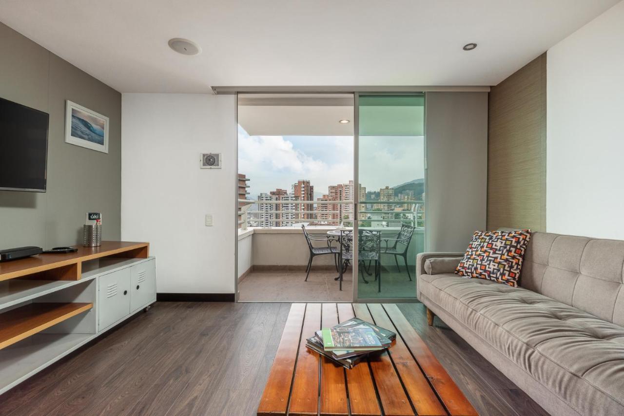 Apartamentos Poblado Alejandria By Housy Host Меделин Екстериор снимка