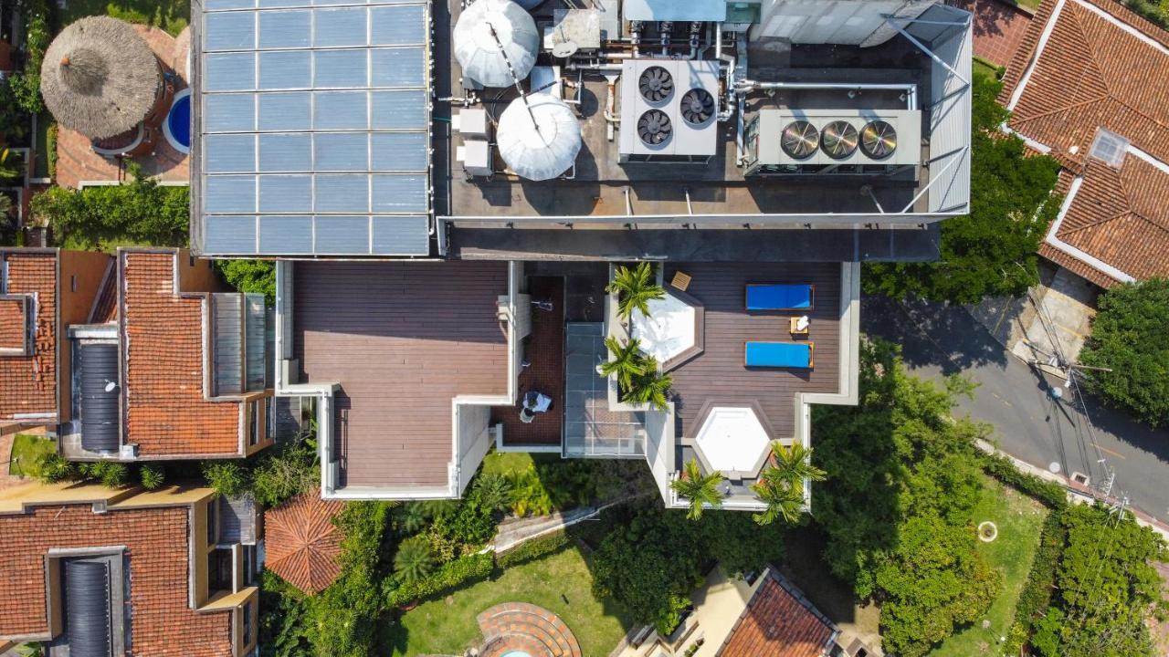 Apartamentos Poblado Alejandria By Housy Host Меделин Екстериор снимка